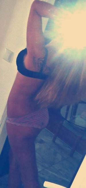 Cheryll from East Arlington, Vermont is looking for adult webcam chat