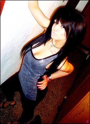 Kellie from New Jersey is looking for adult webcam chat