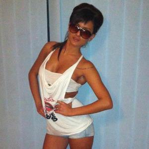 Dakota from Quebec is the best local fuck buddy you can ever find
