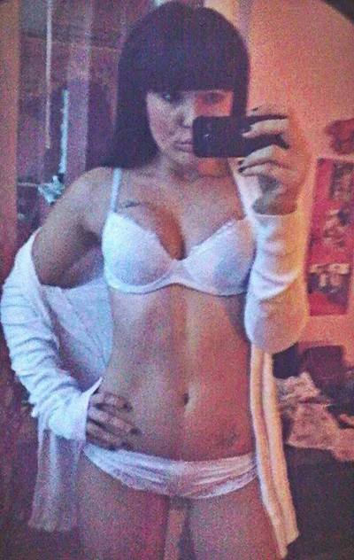 Meet local singles like Eryn from Wisconsin who want to fuck tonight