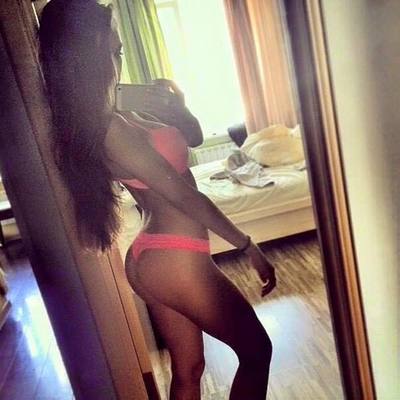 Brylee from Ontario is looking for adult webcam chat